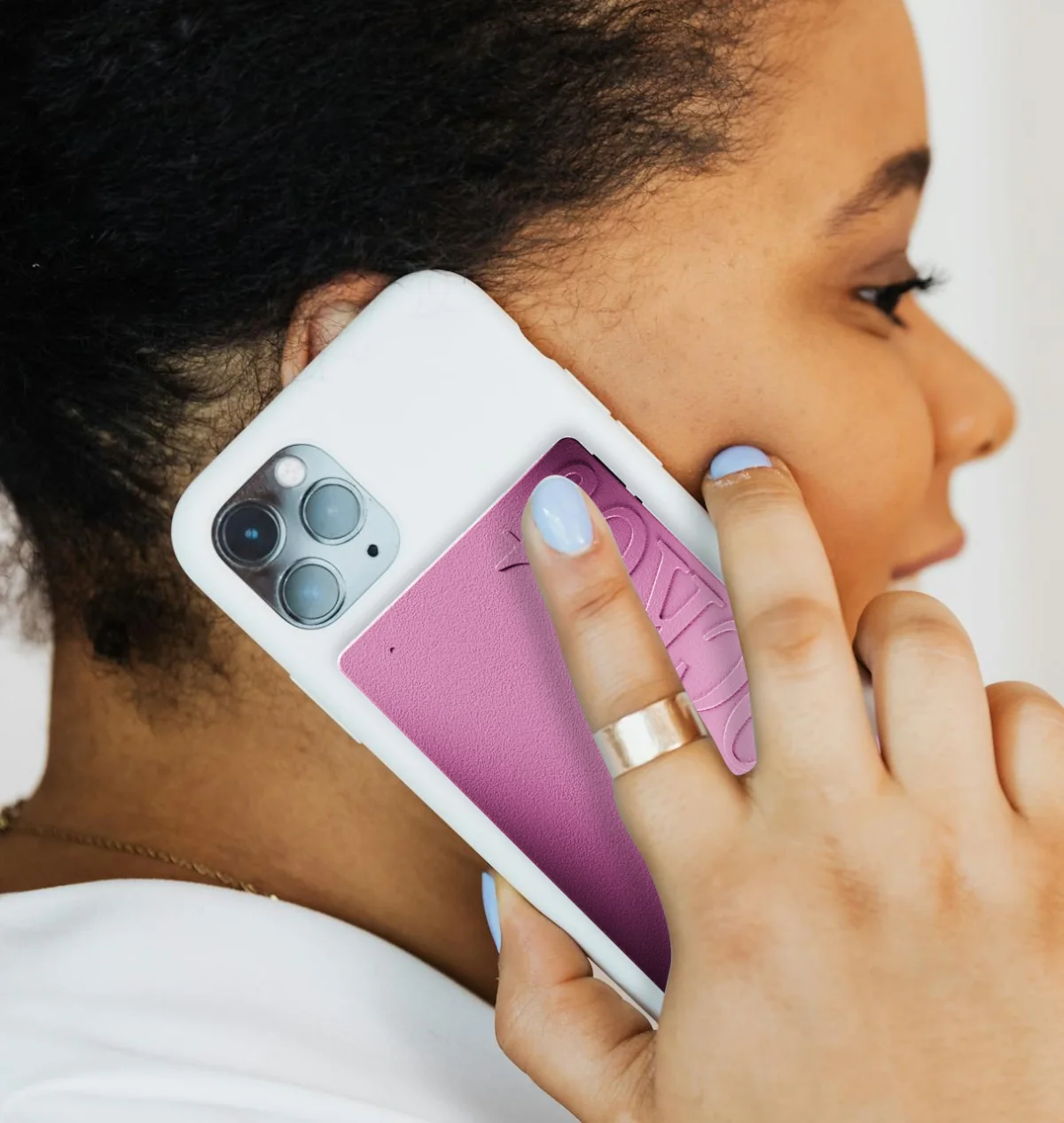 Pocket AI attached to the back of a phone